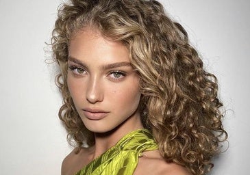Estos son los 5 cortes de pelo rizados para el verano que solicitará durante su próxima visita al peluquero.